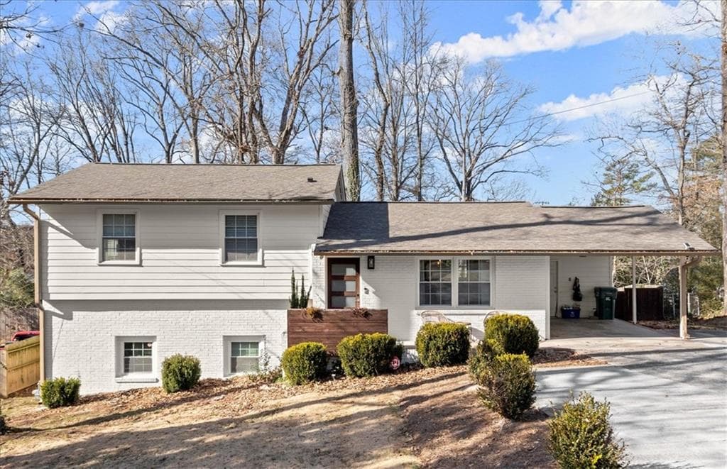 3 bedroom, 3 bathroom, 1,718 sq ft single family residence sold at 3384 Campbell Road, Smyrna, GA 30080