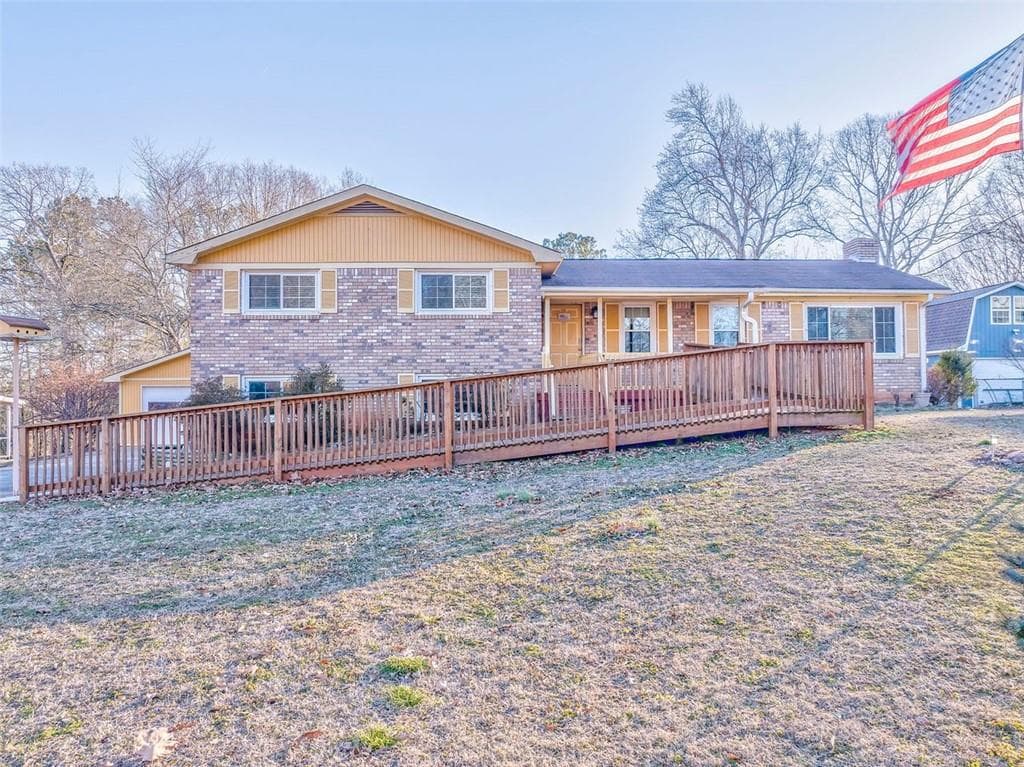 225 KING ARTHUR Drive, Woodstock, GA 30189 — most recent listing photo