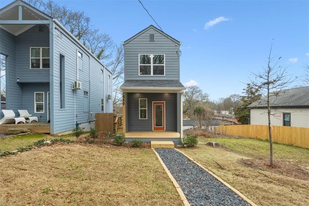 2 bedroom, 2 bathroom, 1,080 sq ft single family residence sold at 550 Paines Avenue, Atlanta, GA 30318
