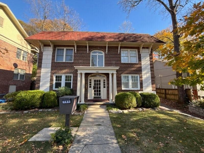 1 bedroom, 1 bathroom, 562 sq ft condominium sold at 785 Ponce De Leon Place 8, Atlanta, GA 30306
