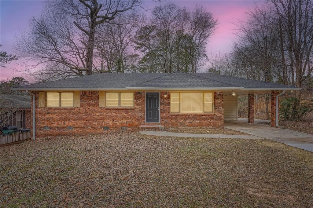 3 bedroom, 2 bathroom, 1,006 sq ft single family residence sold at 2927 Rollingwood Lane, Atlanta, GA 30316