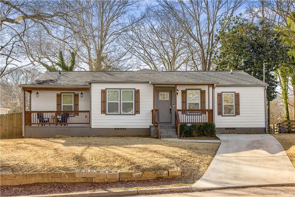 3 bedroom, 3 bathroom, 1,662 sq ft single family residence sold at 1419 Byrere Terrace, Atlanta, GA 30310