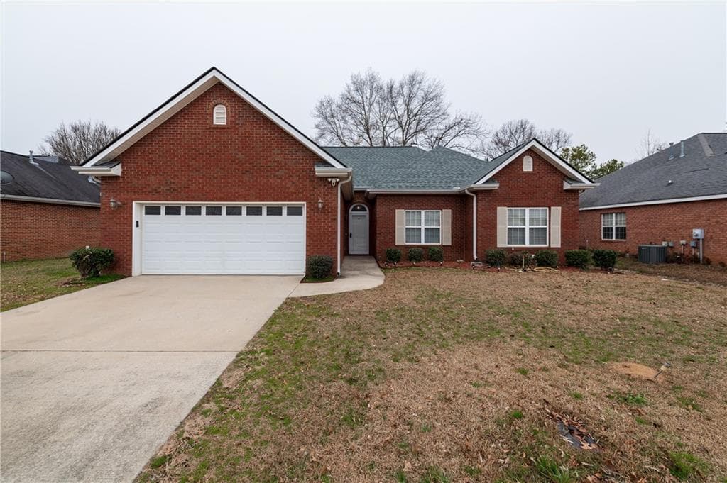 207 Wilmington Drive, Warner Robins, GA 31088 — most recent listing photo