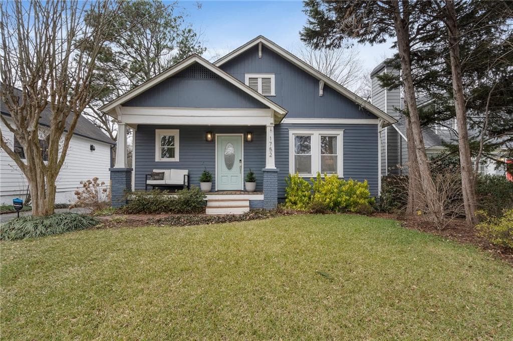 2 bedroom, 2 bathroom, 1,399 sq ft single family residence sold at 1752 Ridgeway Avenue, Atlanta, GA 30318