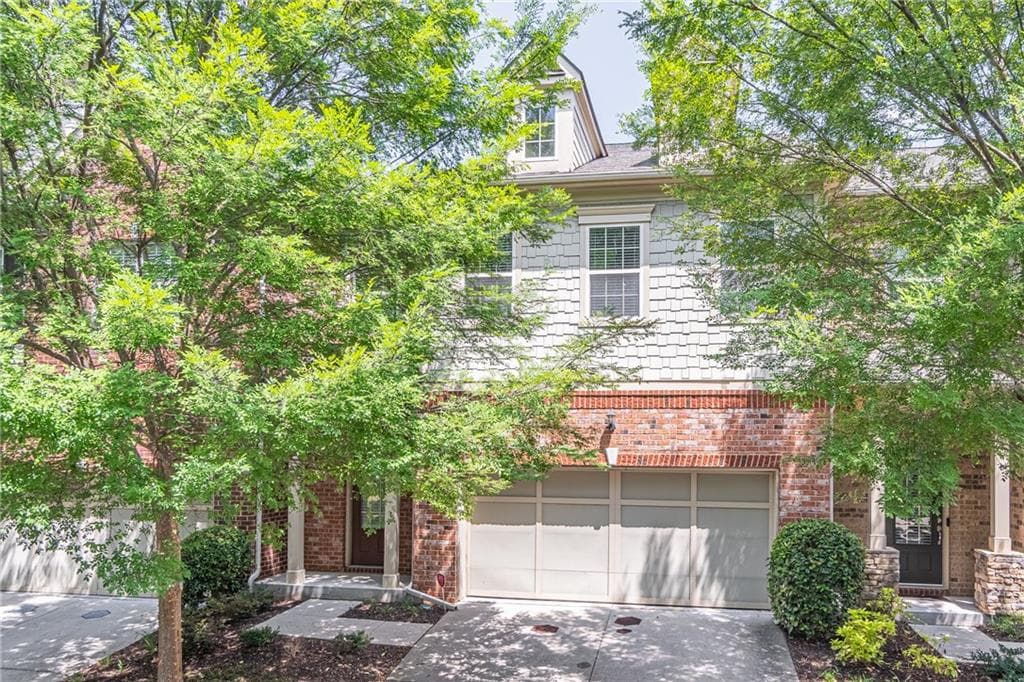 4 bedroom, 4 bathroom, 3,010 sq ft townhouse sold at 822 Northam Lane, Atlanta, GA 30342