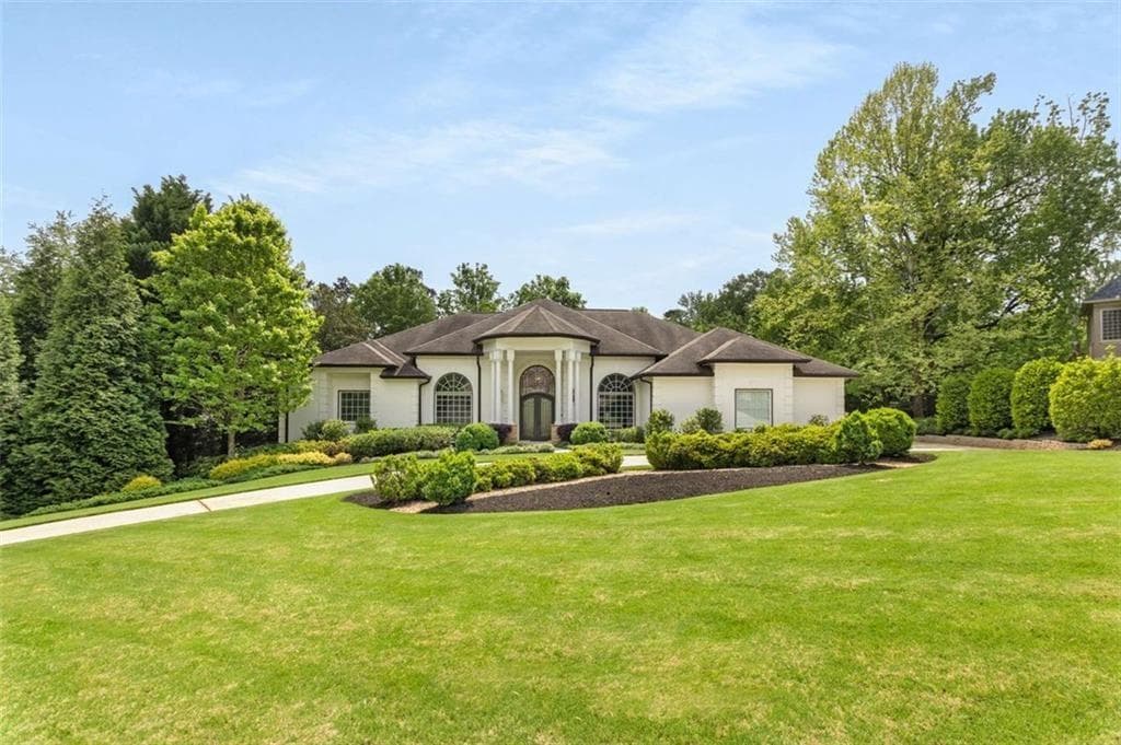 5 bedroom, 8 bathroom, 5,804 sq ft single family residence sold at 100 Dunwoody Creek Court, Atlanta, GA 30350