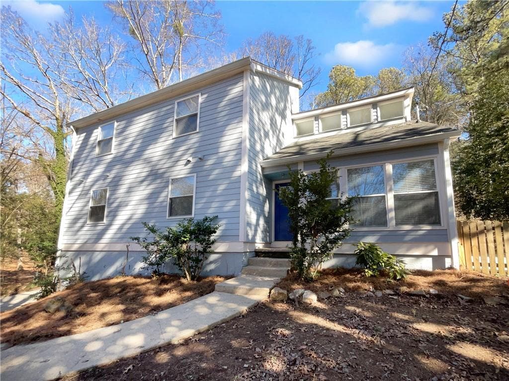 3 bedroom, 3 bathroom single family residence sold at 6049 Shallow Wood Court, Douglasville, GA 30135