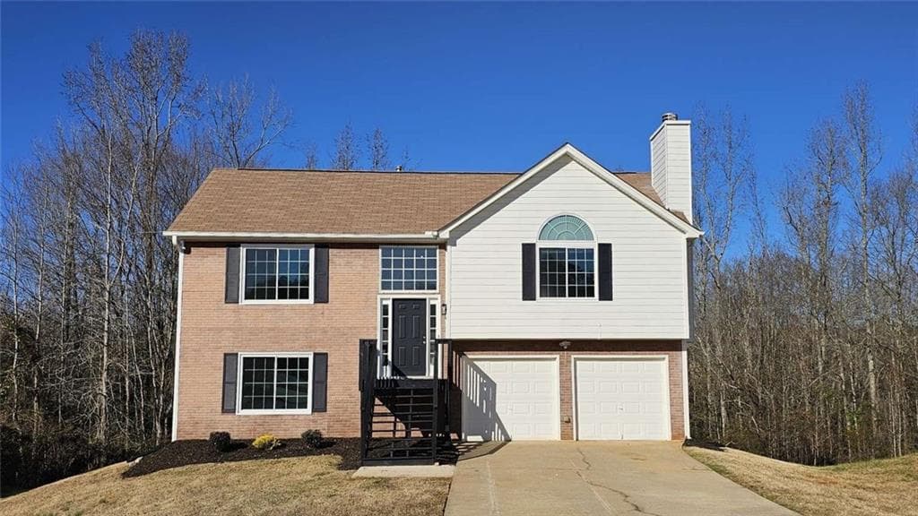3 bedroom, 2 bathroom single family residence sold at 256 Kings Cove, Locust Grove, GA 30248
