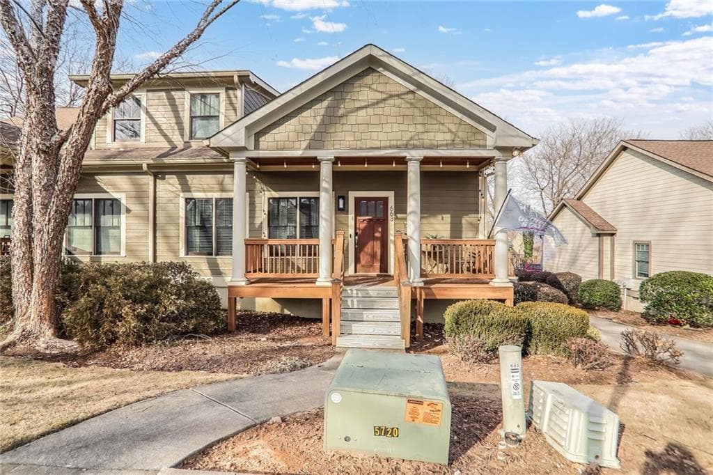 4 bedroom, 3 bathroom, 2,009 sq ft townhouse sold at 663 Frasier Circle, Marietta, GA 30060