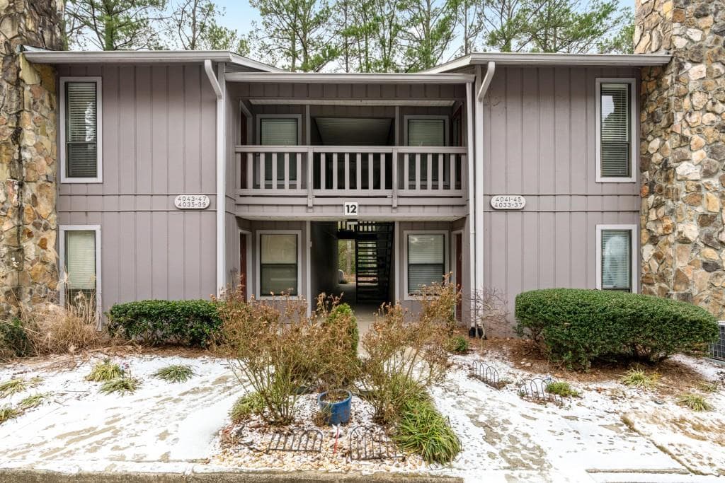 2 bedroom, 2 bathroom condominium sold at 4037 Woodridge Way, Tucker, GA 30084