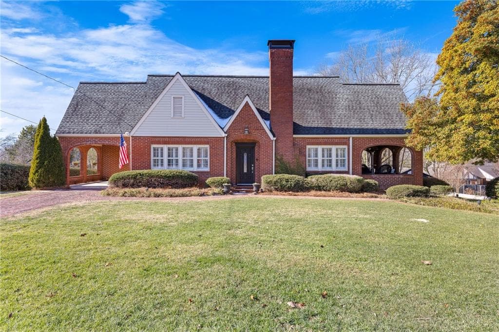 203 Chenocetah Drive, Cornelia, GA 30531 — most recent listing photo