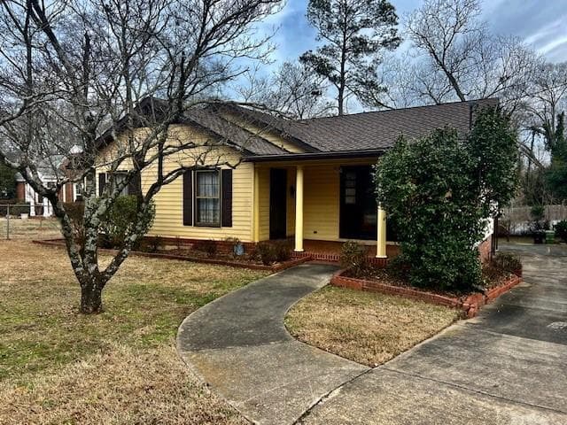 3 bedroom, 3 bathroom single family residence sold at 515 N White Street, Carrollton, GA 30117