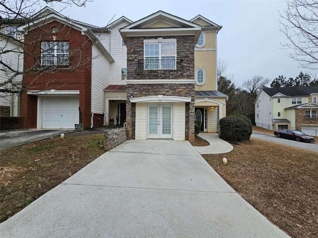 4 bedroom, 4 bathroom, 1,709 sq ft townhouse sold at 4220 SW Notting Hill Drive, Atlanta, GA 30331