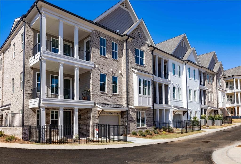 1 bedroom, 2 bathroom condominium sold at 3808 Osprey Ridge Road 225, Peachtree Corners, GA 30092