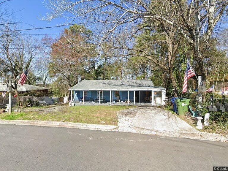 3 bedroom, 1 bathroom, 792 sq ft single family residence sold at 2193 abner Place, Atlanta, GA 30318