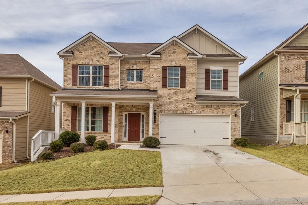 4 bedroom, 3 bathroom single family residence sold at 450 Broadmoor Drive, Braselton, GA 30517