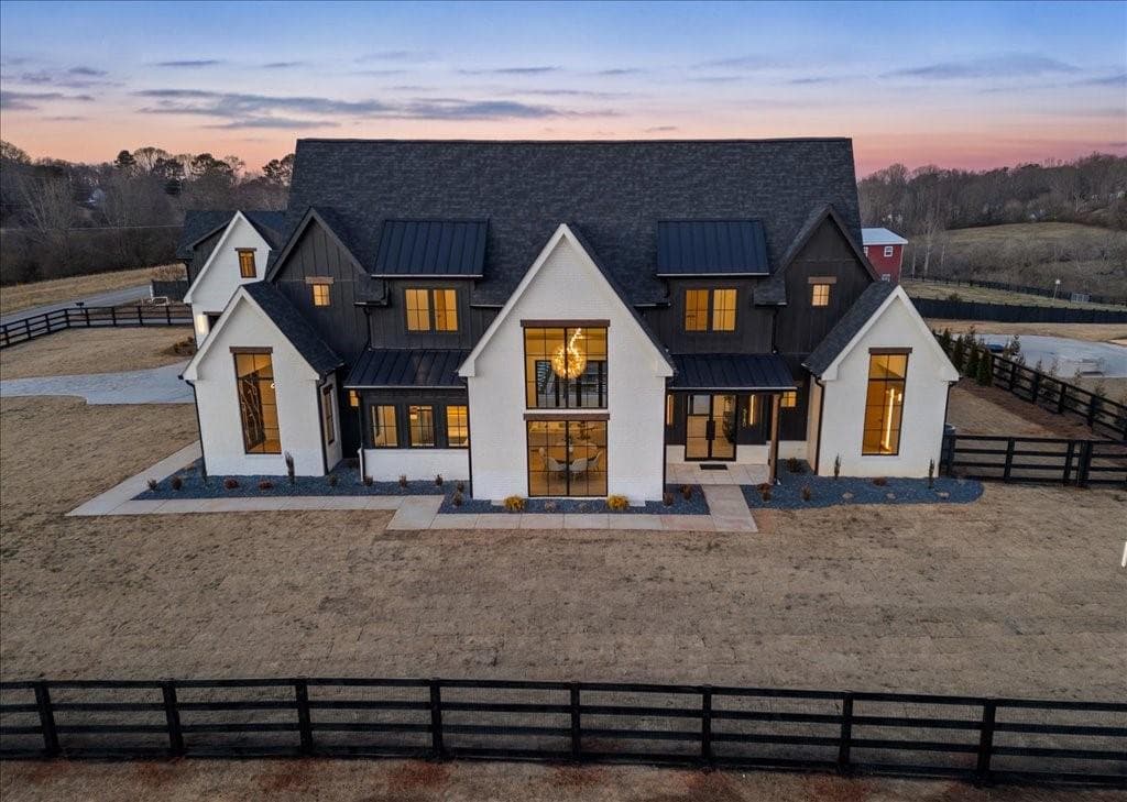 5180 Howard Road, Cumming, GA 30040 — most recent listing photo