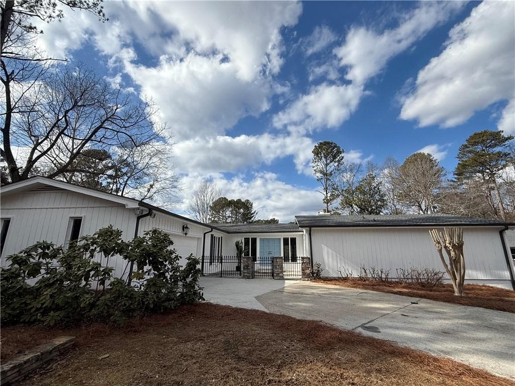 4387 Cove Island Dr NE, Marietta, GA 30067 — most recent listing photo