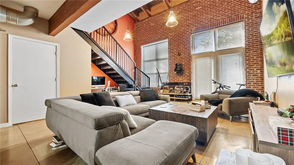 1 bedroom, 2 bathroom, 1,120 sq ft condominium sold at 445 N Sessions Street 2205, Marietta, GA 30060