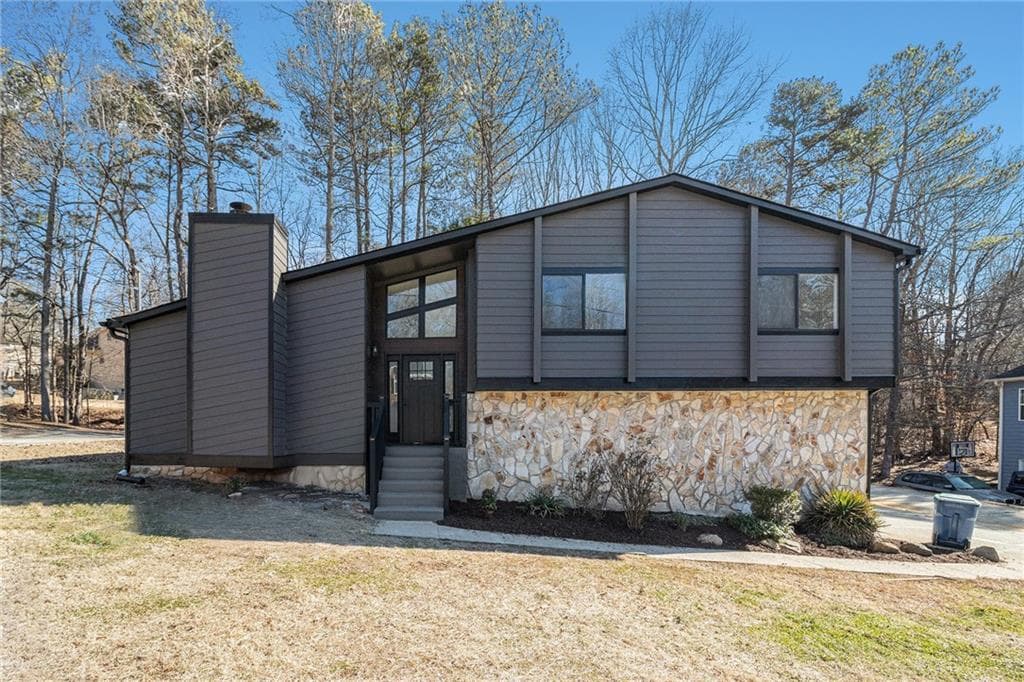 4 bedroom, 3 bathroom, 2,206 sq ft single family residence sold at 680 Timbergrove Drive, Atlanta, GA 30331