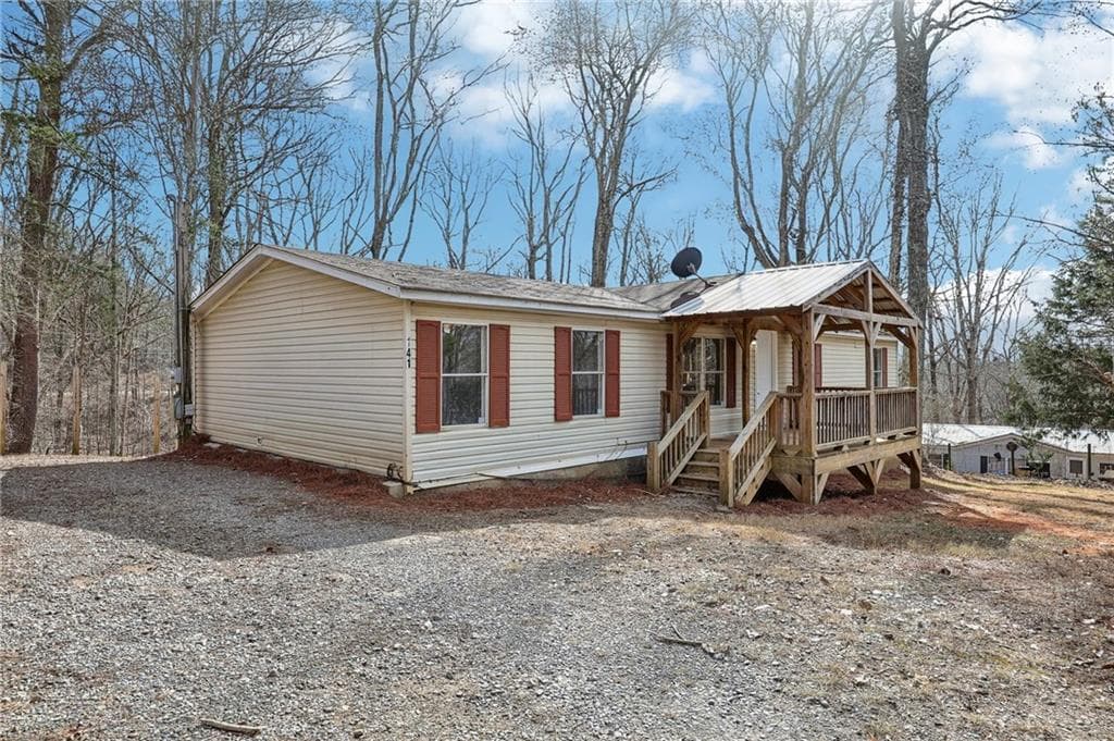 3 bedroom, 2 bathroom single family residence sold at 141 Casual Ridge Run, Jasper, GA 30143