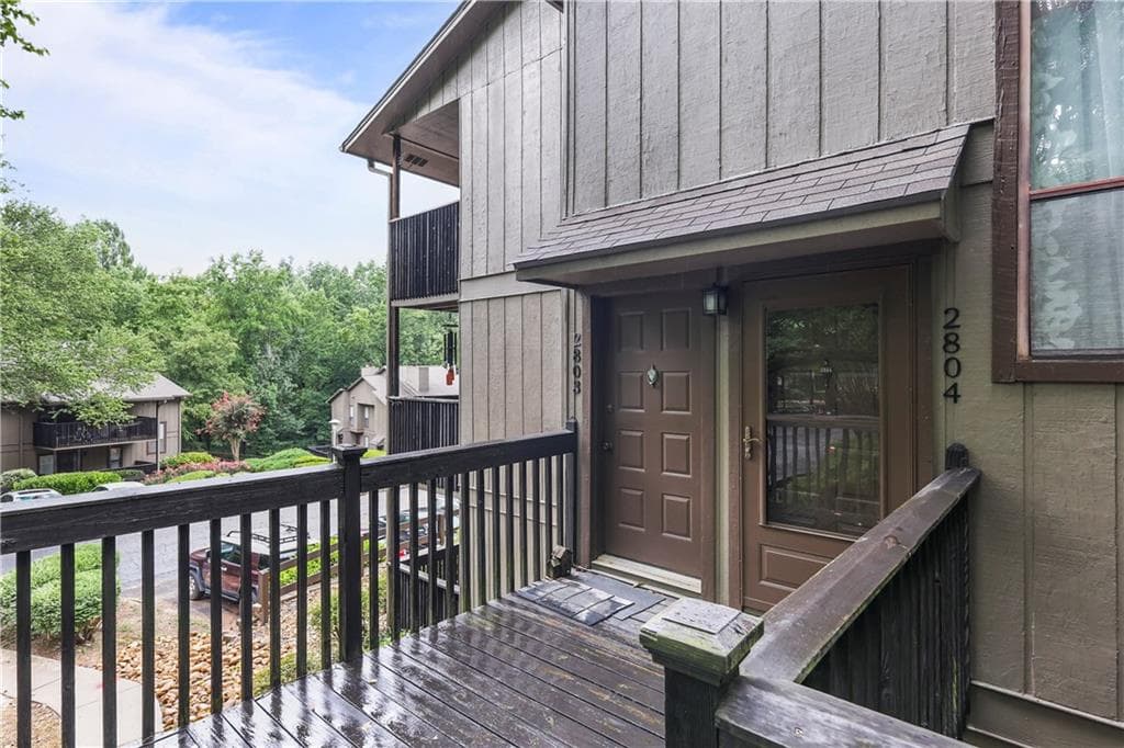 1 bedroom, 1 bathroom condominium sold at 2804 CUMBERLAND Court, Smyrna, GA 30080
