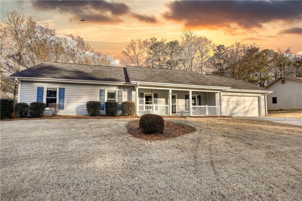 3 bedroom, 2 bathroom single family residence sold at 758 Shoreline Trail, Conyers, GA 30094