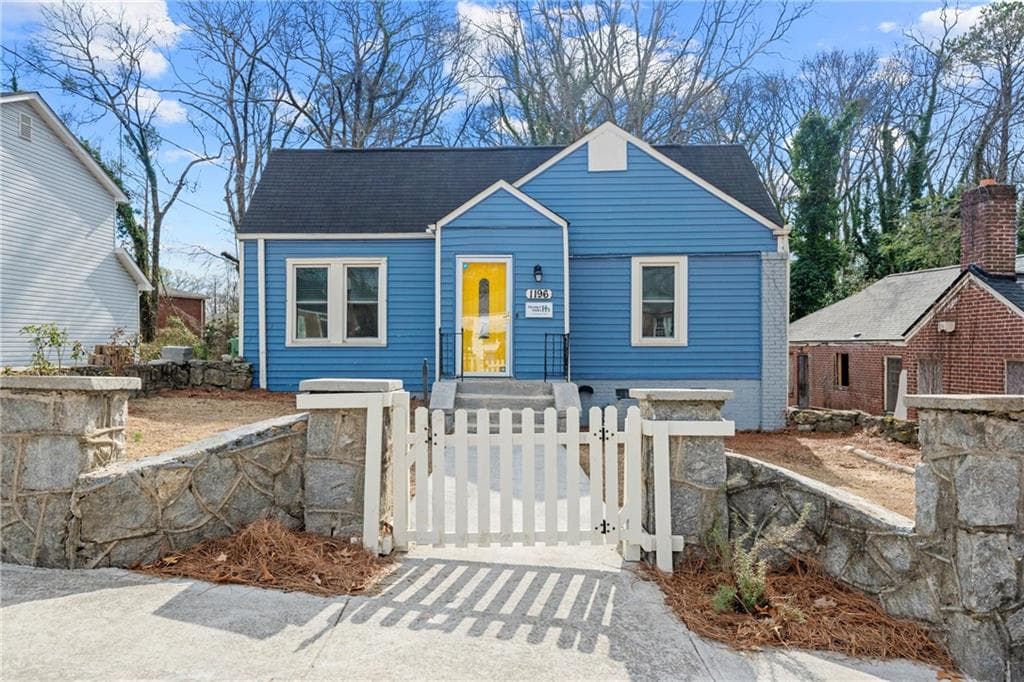3 bedroom, 1 bathroom, 1,397 sq ft single family residence sold at 1196 Oleander Street, Atlanta, GA 30314