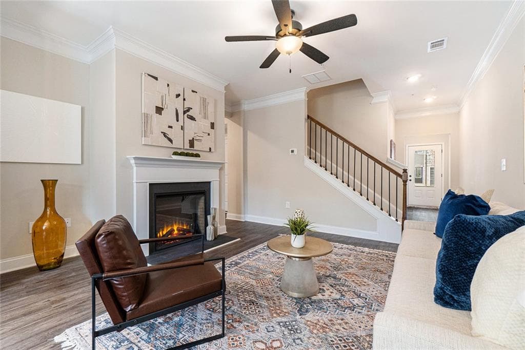 1556 Burberry Alley, Marietta, GA 30008 — most recent listing photo