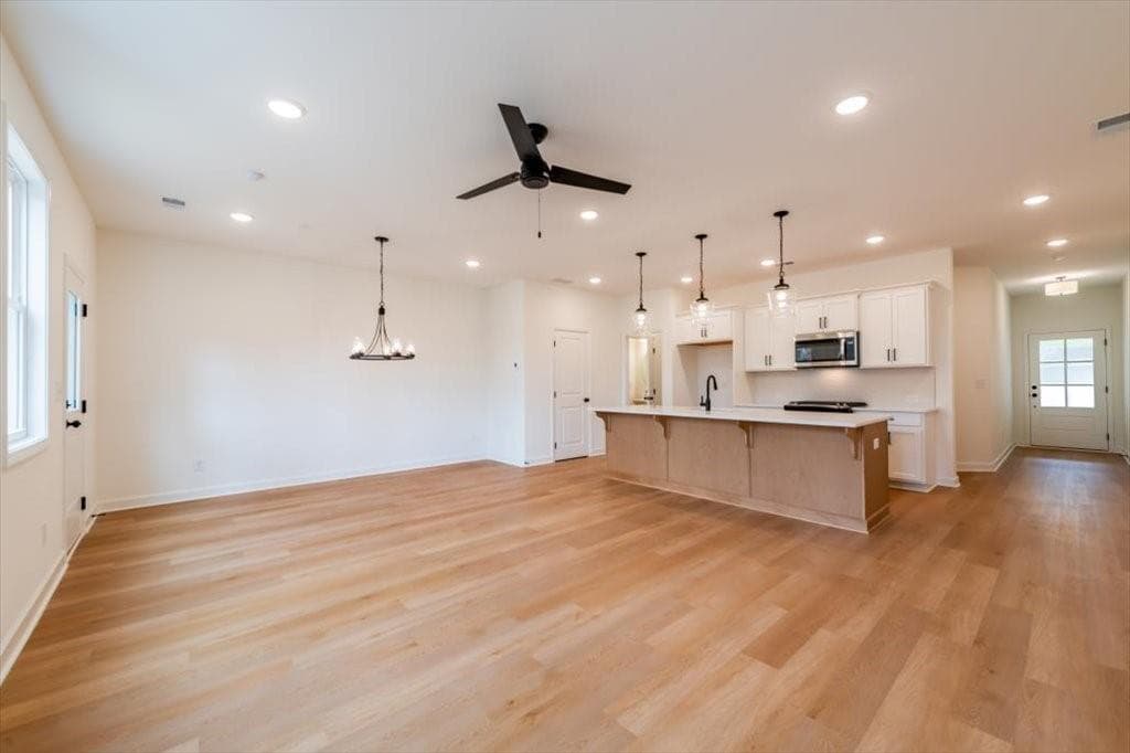 3 bedroom, 3 bathroom townhouse sold at 3309 Cranston Lane, Kennesaw, GA 30144
