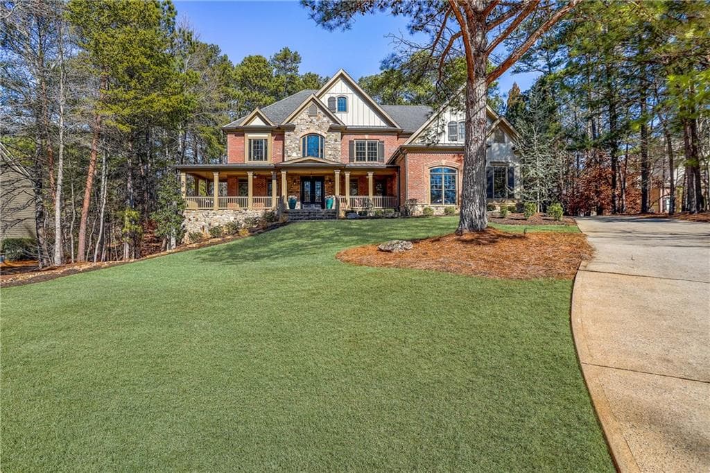 6 bedroom, 7 bathroom, 5,931 sq ft single family residence sold at 1520 Dartmouth Road, Milton, GA 30004