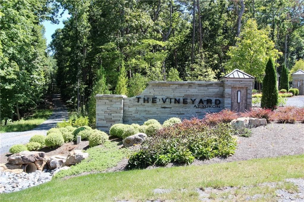 unimproved land for sale at 135 Twisted Oak Road, Talking Rock, GA 30175 — photo 4