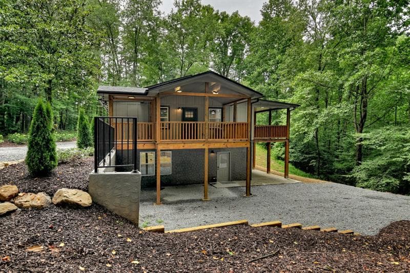 4 bedroom, 3 bathroom single family residence sold at 454 Hidden Valley Circle, Morganton, GA 30560