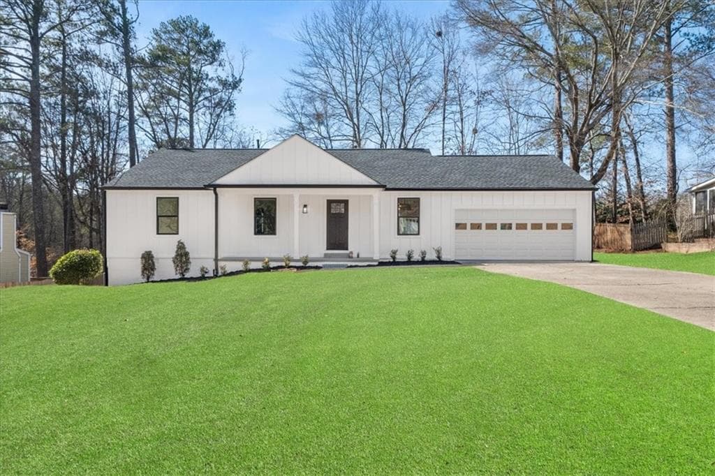 3 bedroom, 2 bathroom single family residence sold at 2920 Queens Court, Norcross, GA 30071
