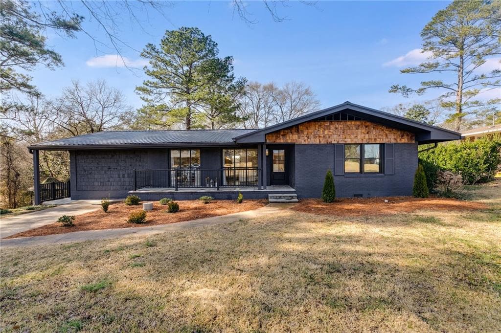 3 bedroom, 2 bathroom single family residence sold at 109 Lakeview Drive, Carrollton, GA 30117