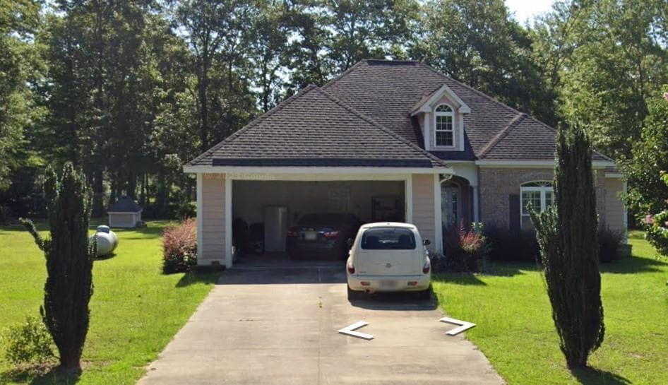 3 bedroom, 3 bathroom single family residence sold at 111 Honeysuckle Court, Americus, GA 31709