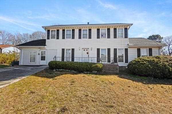 3 bedroom, 4 bathroom, 1,925 sq ft single family residence sold at 2284 Briarwood Circle, Conyers, GA 30094