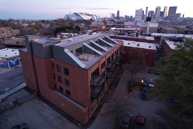 1 bedroom, 2 bathroom condominium sold at 346 Peters Street 205, Atlanta, GA 30313