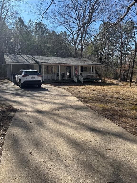 2 bedroom, 1 bathroom single family residence sold at 567 Donahoo Road, Silver Creek, GA 30173