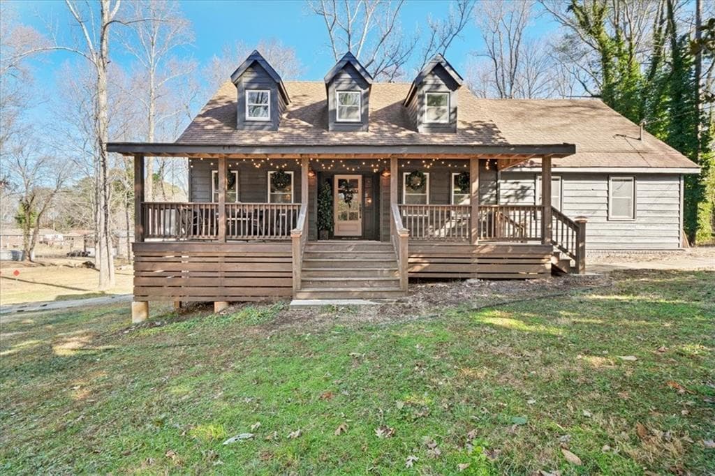 4 bedroom, 2 bathroom single family residence sold at 3290 Oriole Drive, Douglasville, GA 30135