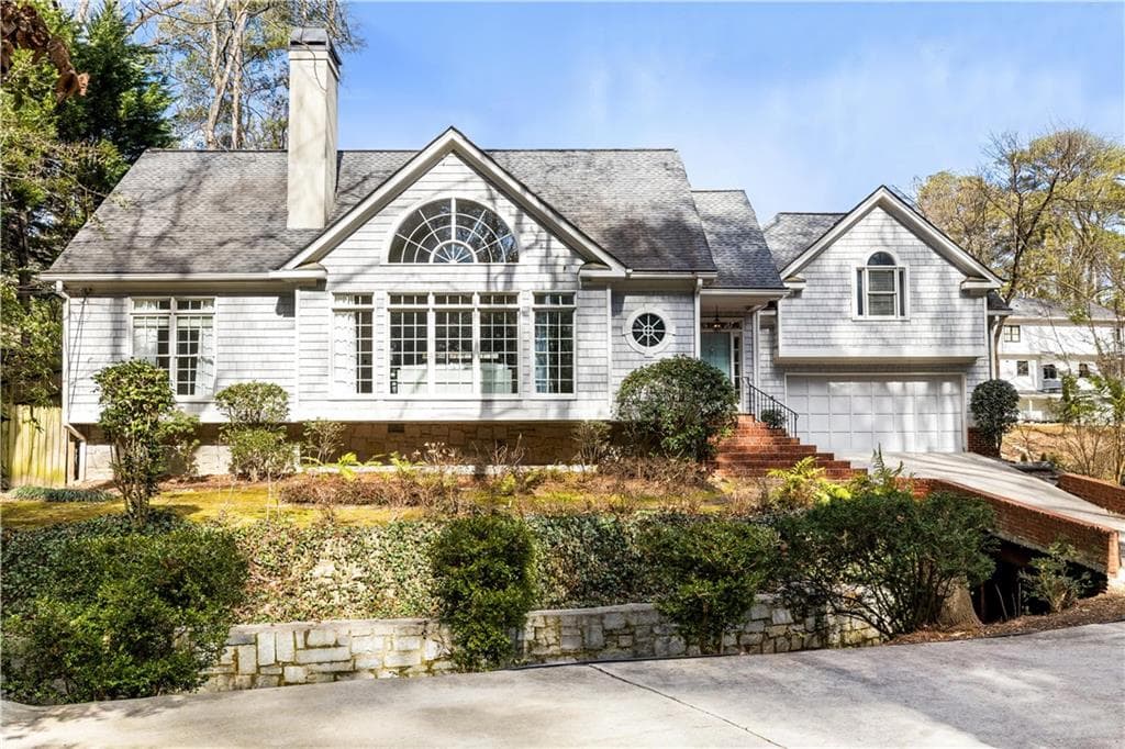 4 bedroom, 3 bathroom, 3,448 sq ft single family residence sold at 1134 Ferncliff Road, Atlanta, GA 30324