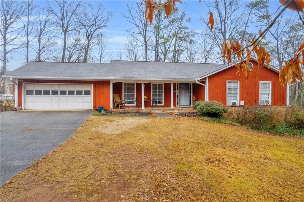 3 bedroom, 3 bathroom single family residence sold at 2767 Tony Drive, Lawrenceville, GA 30044