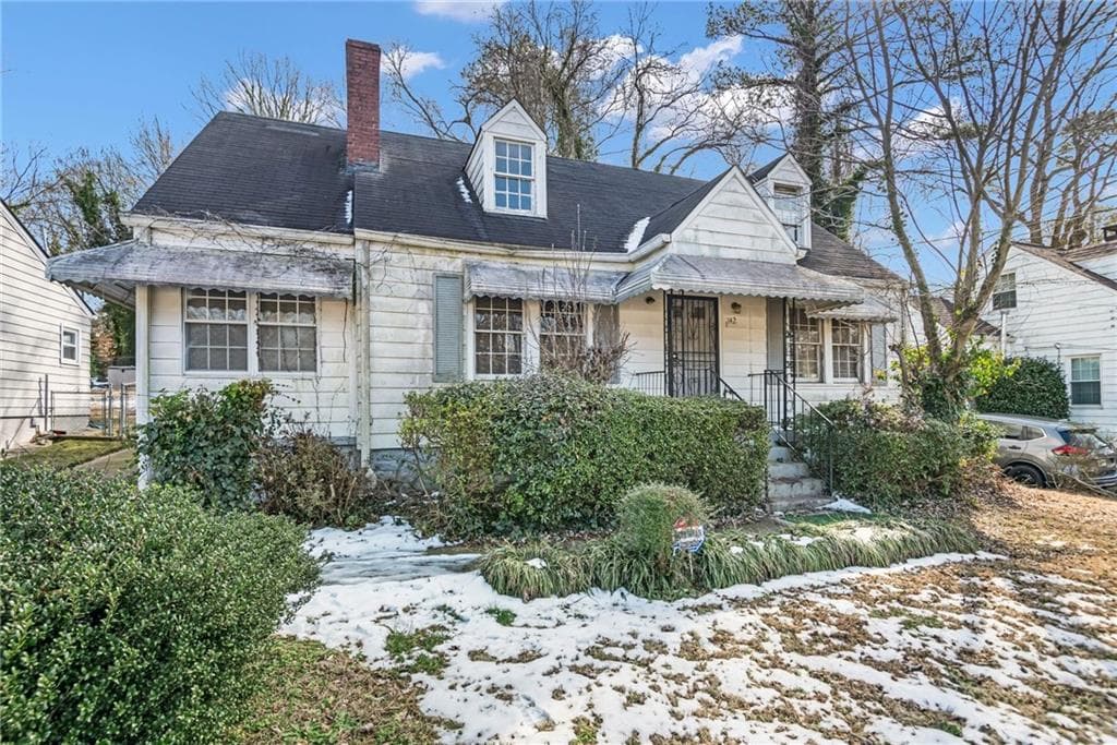 3 bedroom, 3 bathroom, 1,428 sq ft single family residence for sale at 1142 Cahaba Drive, Atlanta, GA 30311 — photo 3