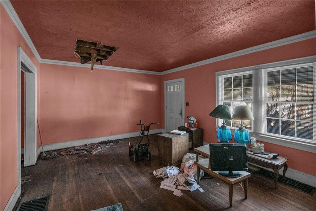 3 bedroom, 3 bathroom, 1,428 sq ft single family residence for sale at 1142 Cahaba Drive, Atlanta, GA 30311 — photo 5