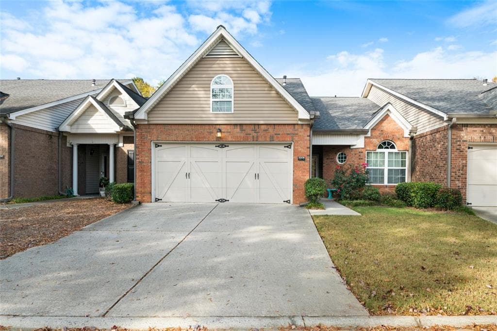 2 bedroom, 2 bathroom, 1,463 sq ft condominium sold at 3208 Abbott Drive 12, Powder Springs, GA 30127