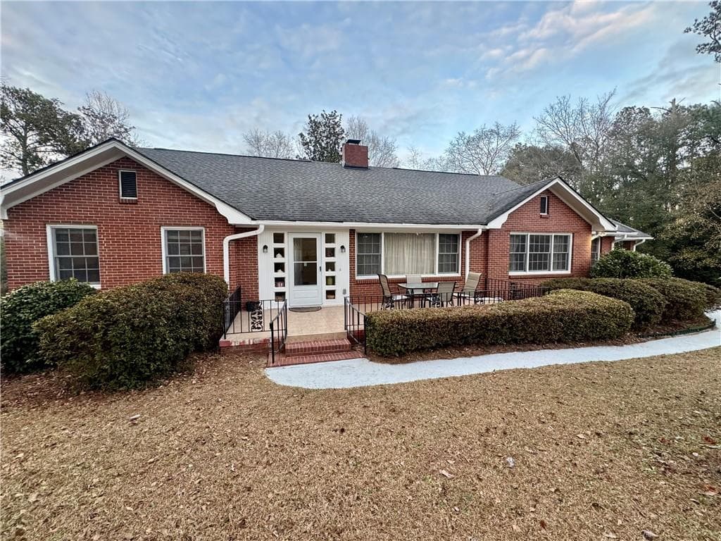3 bedroom, 2 bathroom single family residence sold at 145 Irwinton Road, Toomsboro, GA 31090