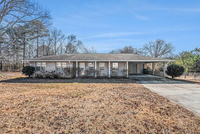 3 bedroom, 2 bathroom single family residence sold at 6747 Rockland Road, Lithonia, GA 30038