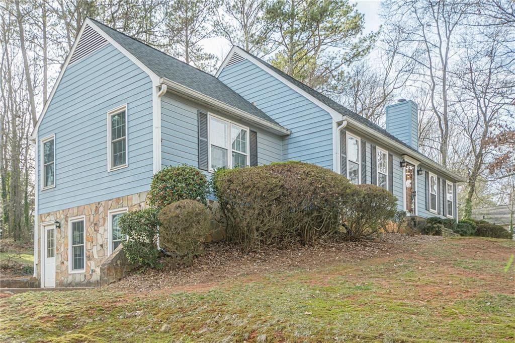 4 bedroom, 3 bathroom single family residence sold at 118 KNOTTS LANDING Drive, Woodstock, GA 30188
