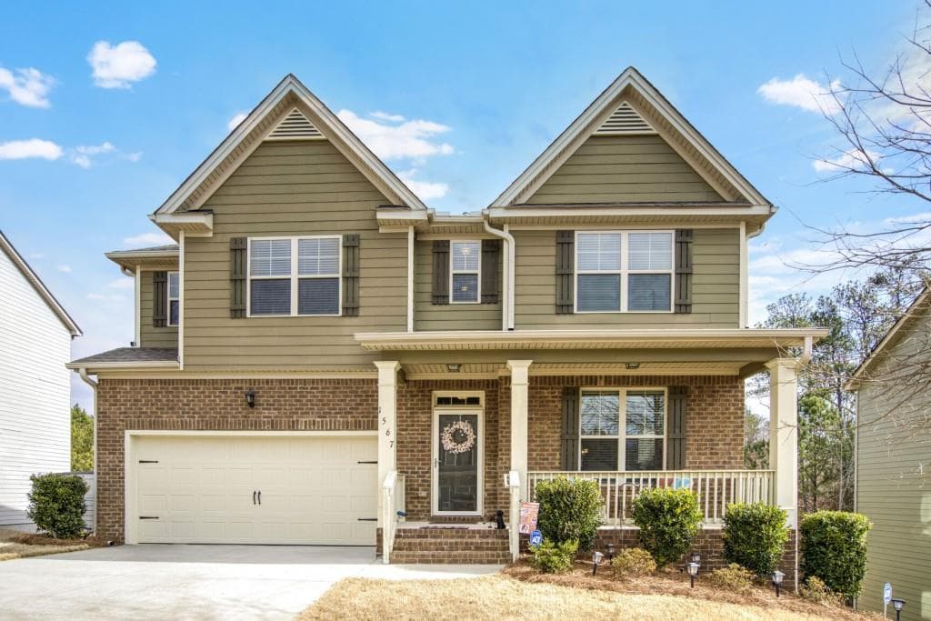 4 bedroom, 3 bathroom single family residence sold at 1567 Brunswick Street, Lithia Springs, GA 30122