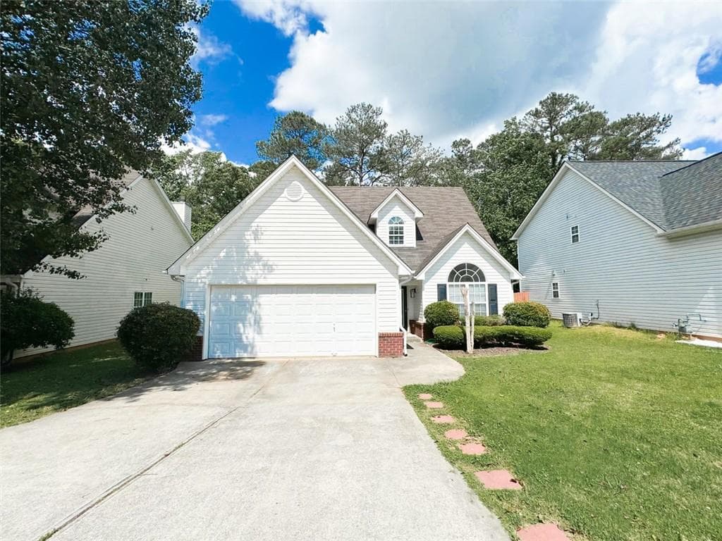 3 bedroom, 3 bathroom single family residence sold at 320 KENTSHIRE, Lawrenceville, GA 30044